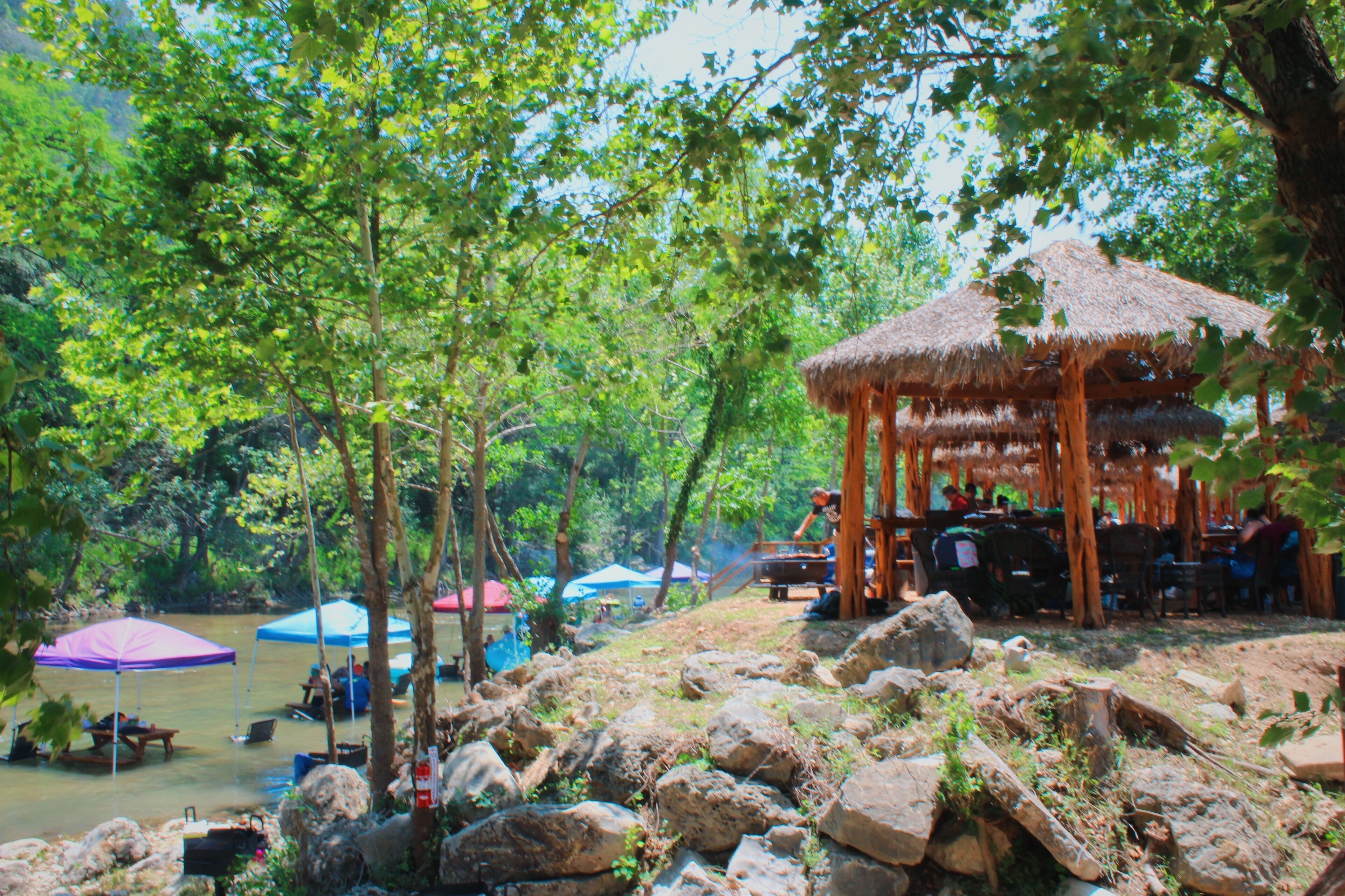 Son's Guadalupe Glamping