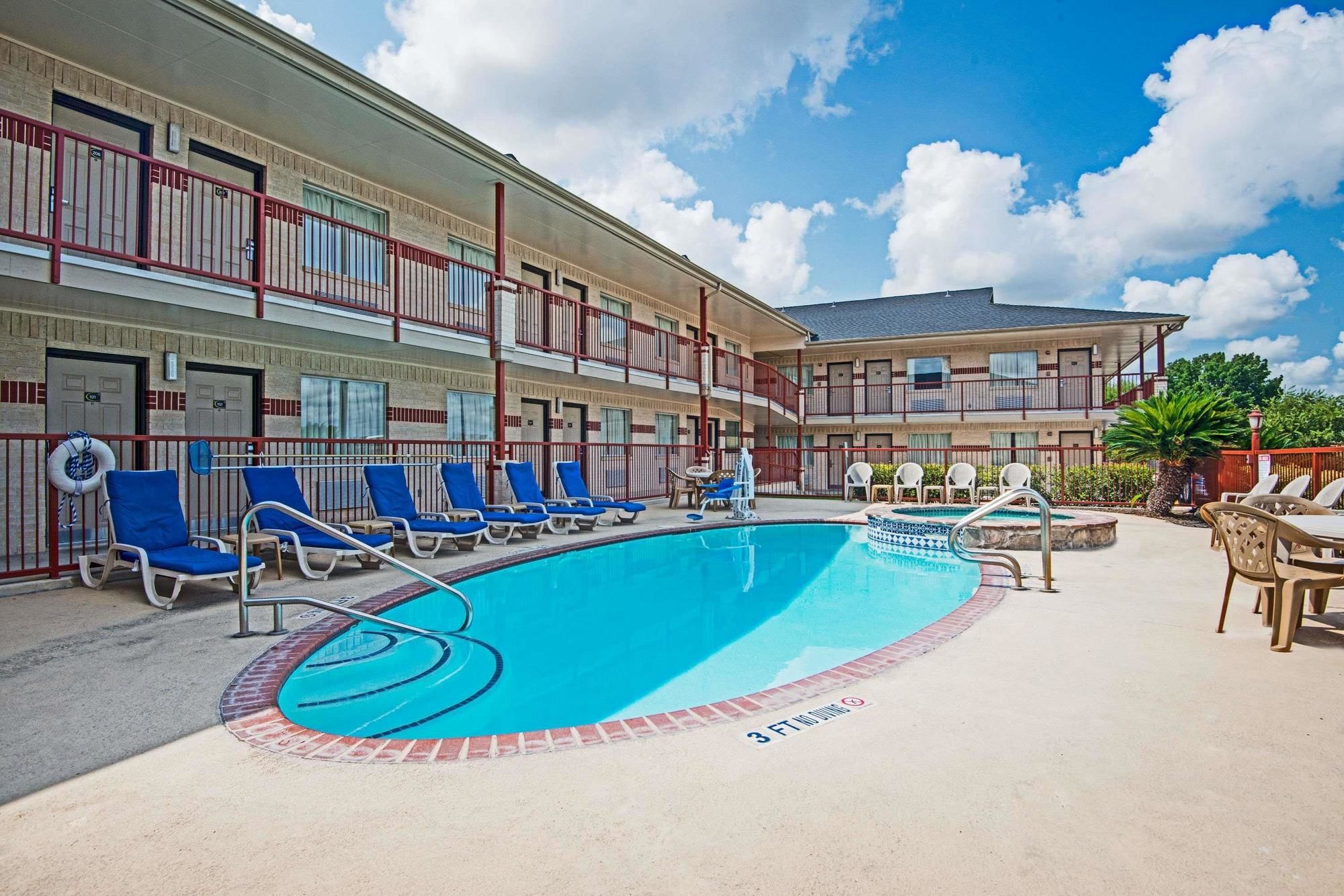 SureStay Hotel by Best Western New Braunfels