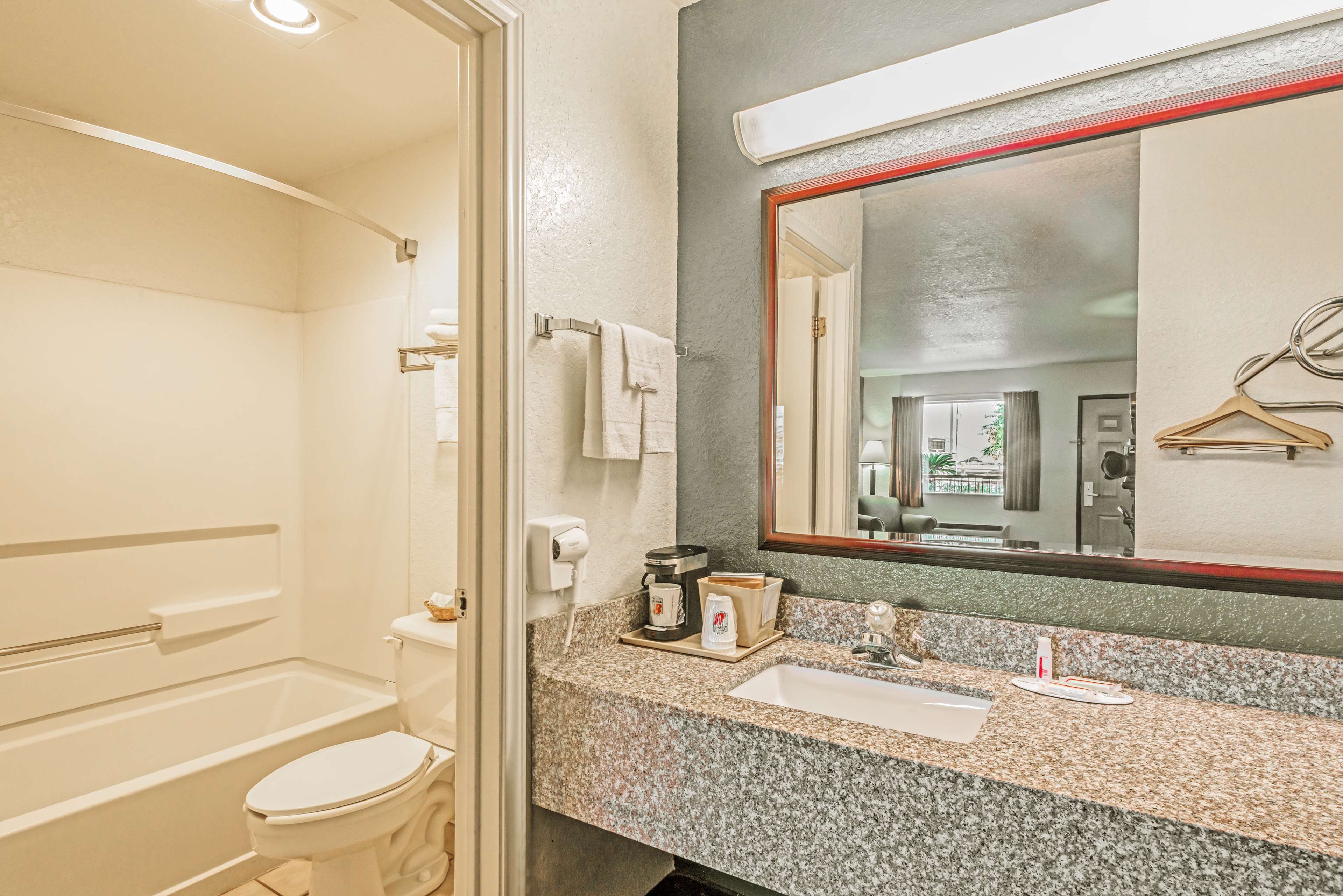 SureStay Hotel by Best Western New Braunfels