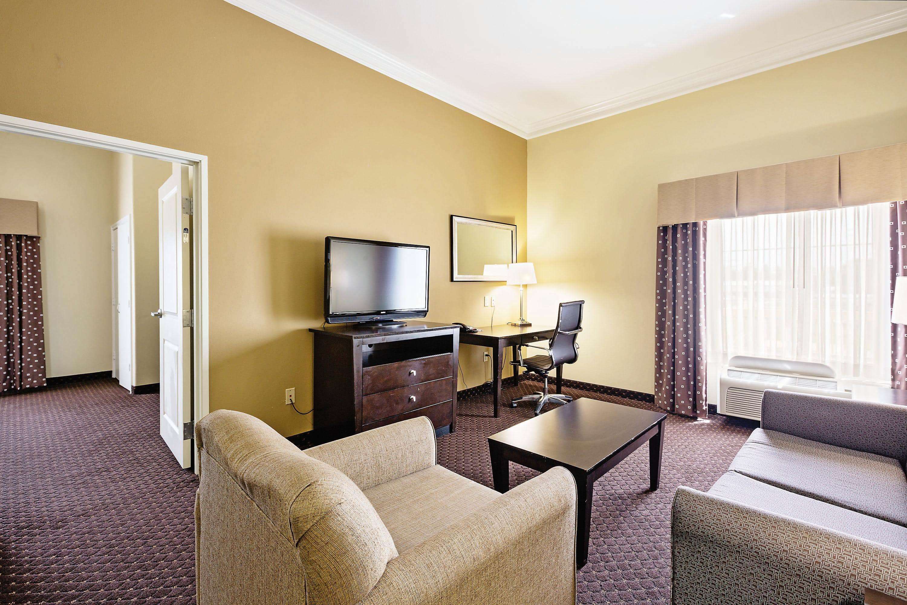 La Quinta Inn & Suites by Wyndham Houston New Caney