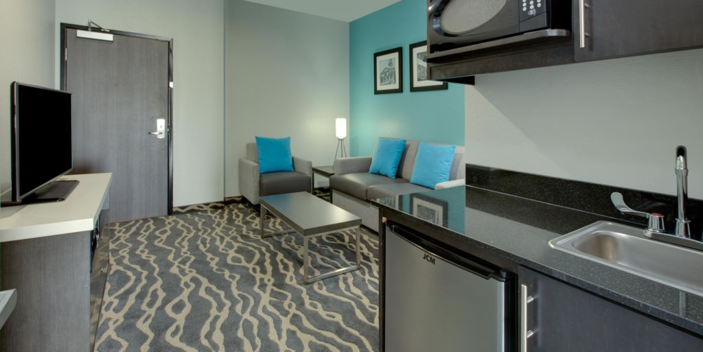 Holiday Inn Express & Suites Fort Worth North - Northlake