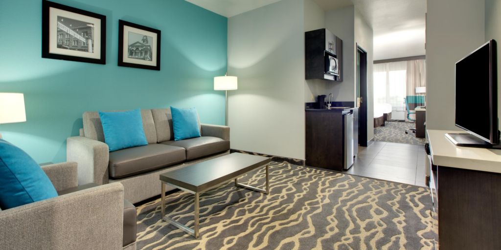 Holiday Inn Express & Suites Fort Worth North - Northlake