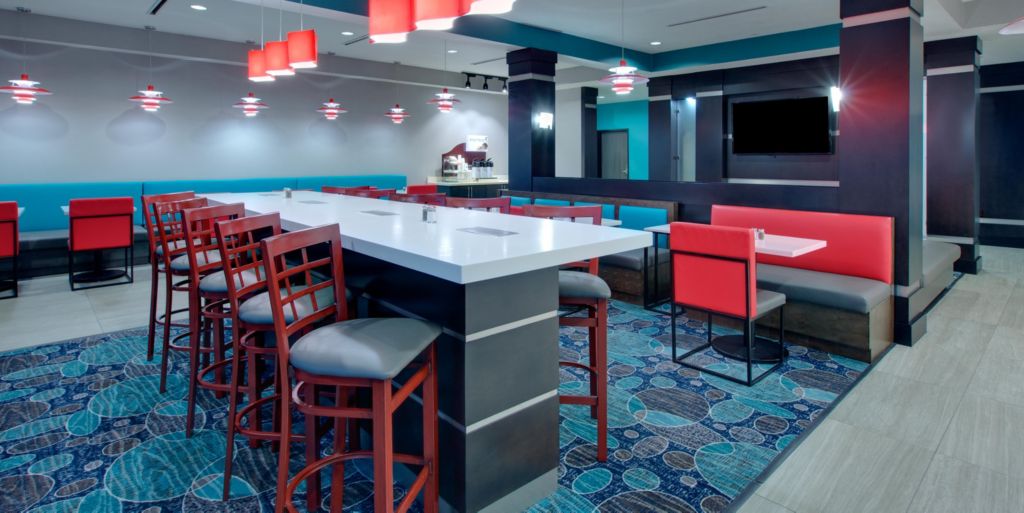 Holiday Inn Express & Suites Fort Worth North - Northlake