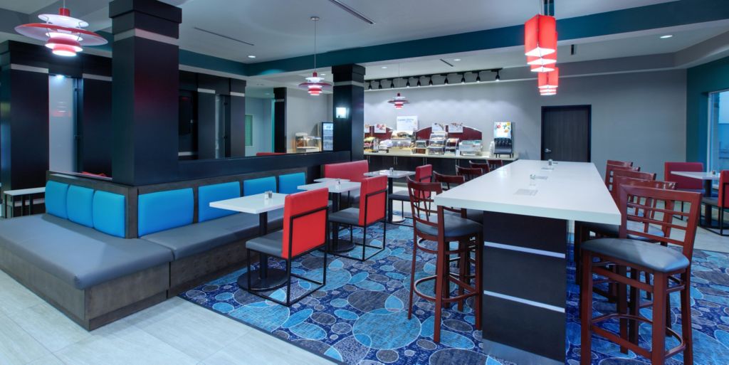 Holiday Inn Express & Suites Fort Worth North - Northlake