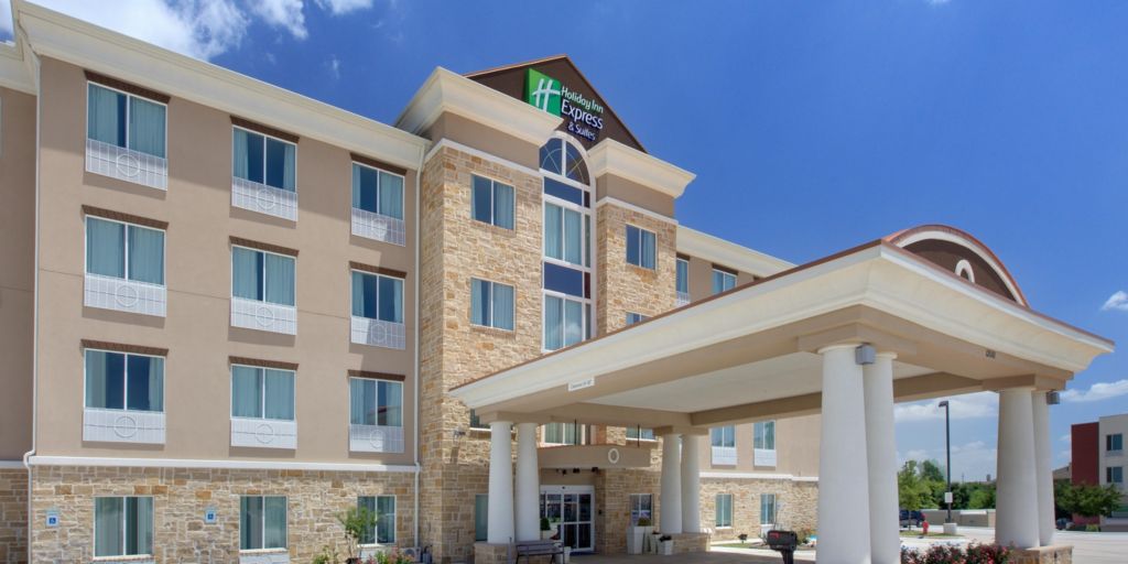 Holiday Inn Express & Suites Fort Worth North - Northlake