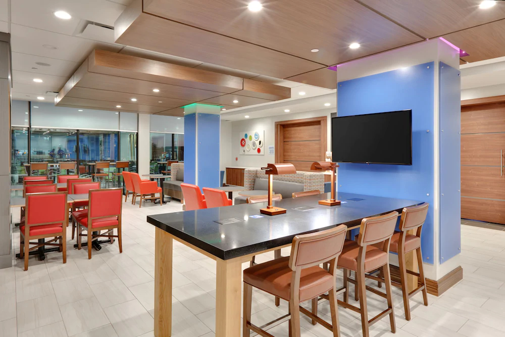 Holiday Inn Express & Suites Fort Worth North - Northlake