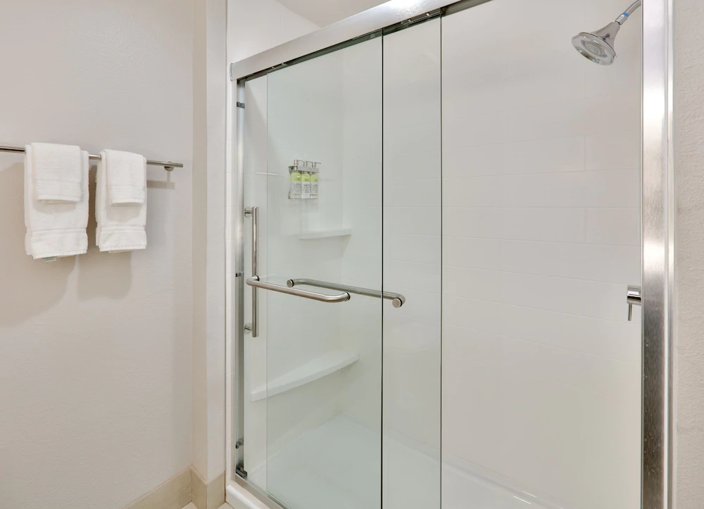 Holiday Inn Express & Suites Fort Worth North - Northlake