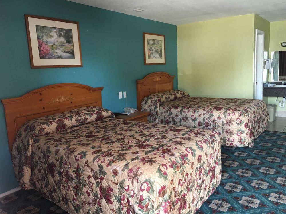 Knights Inn North Richland Hills
