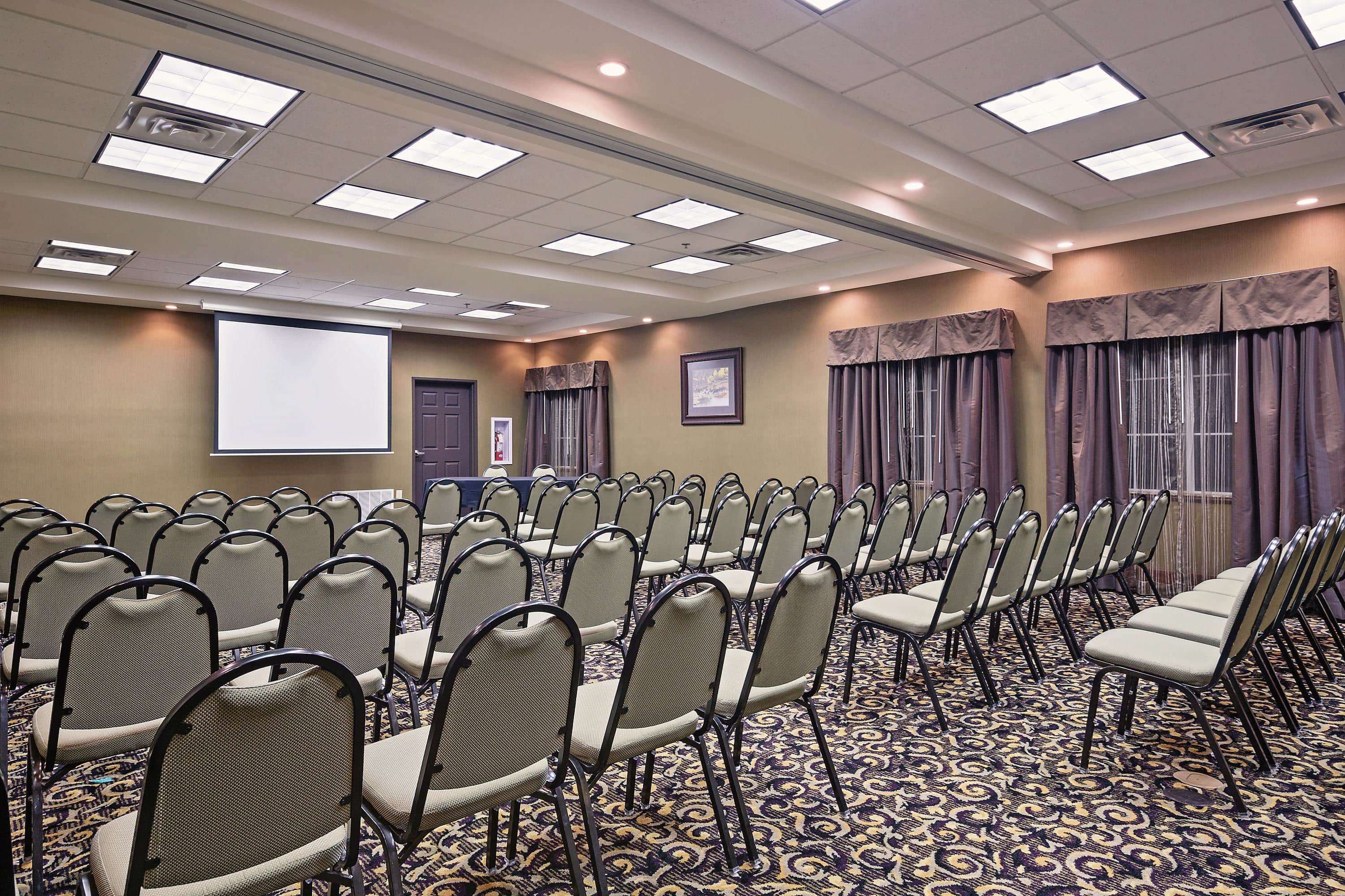 La Quinta Inn & Suites by Wyndham Fort Worth NE Mall