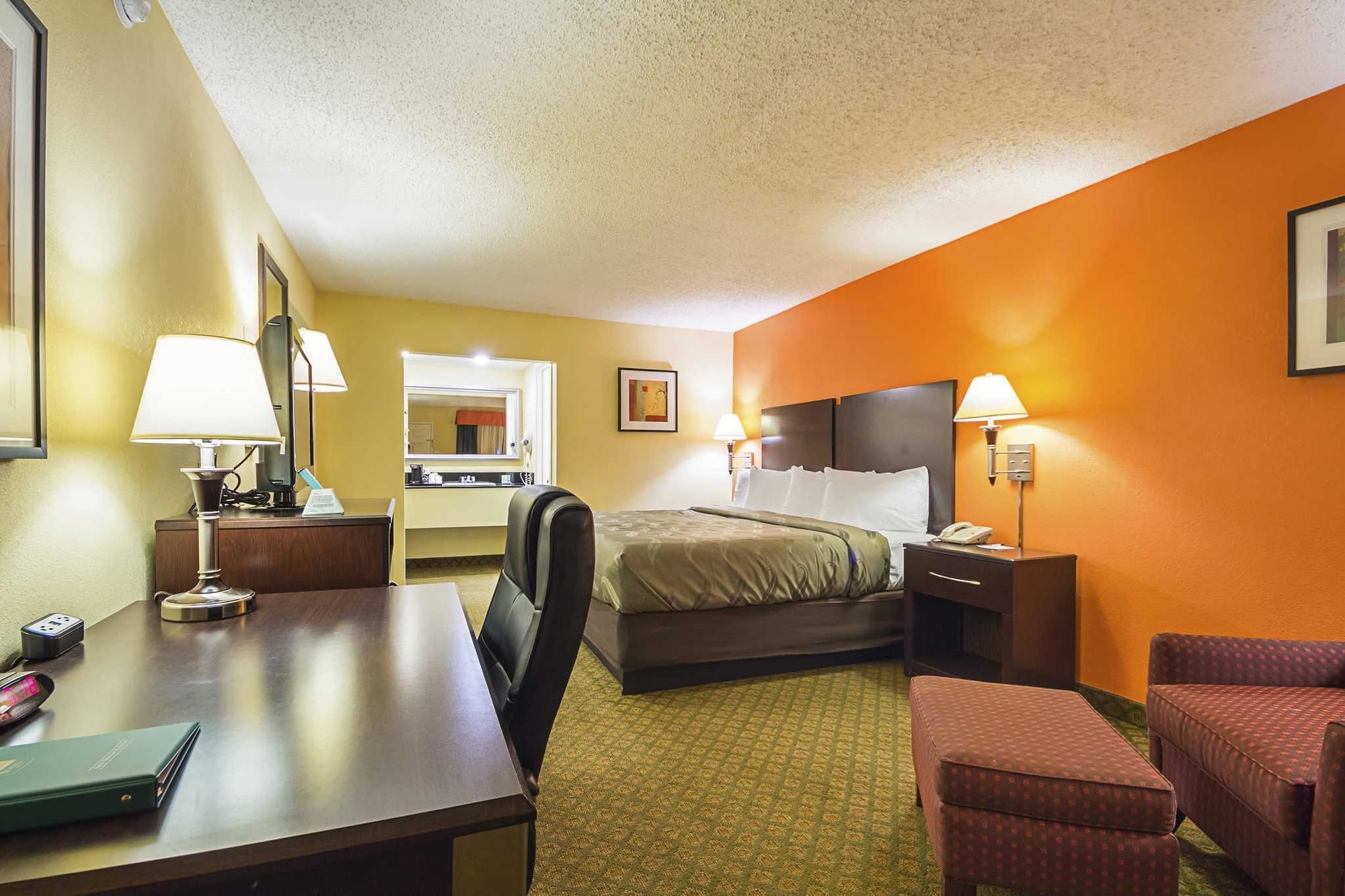 Studio 6 Suites North Richland Hills