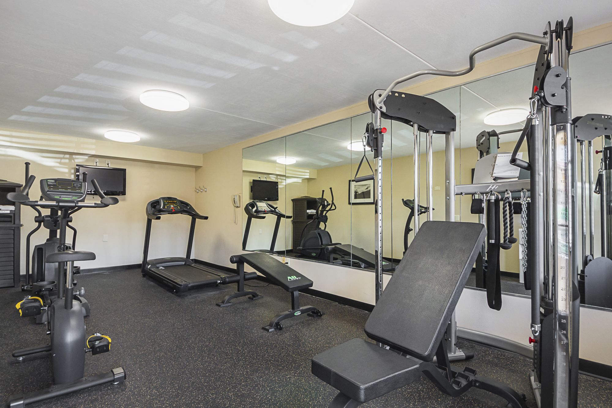 Studio 6 Suites North Richland Hills