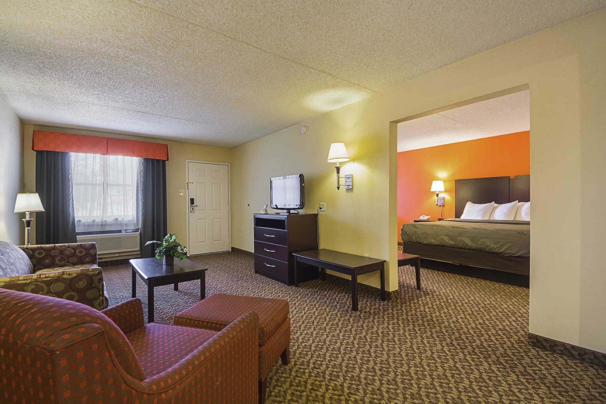Studio 6 Suites North Richland Hills