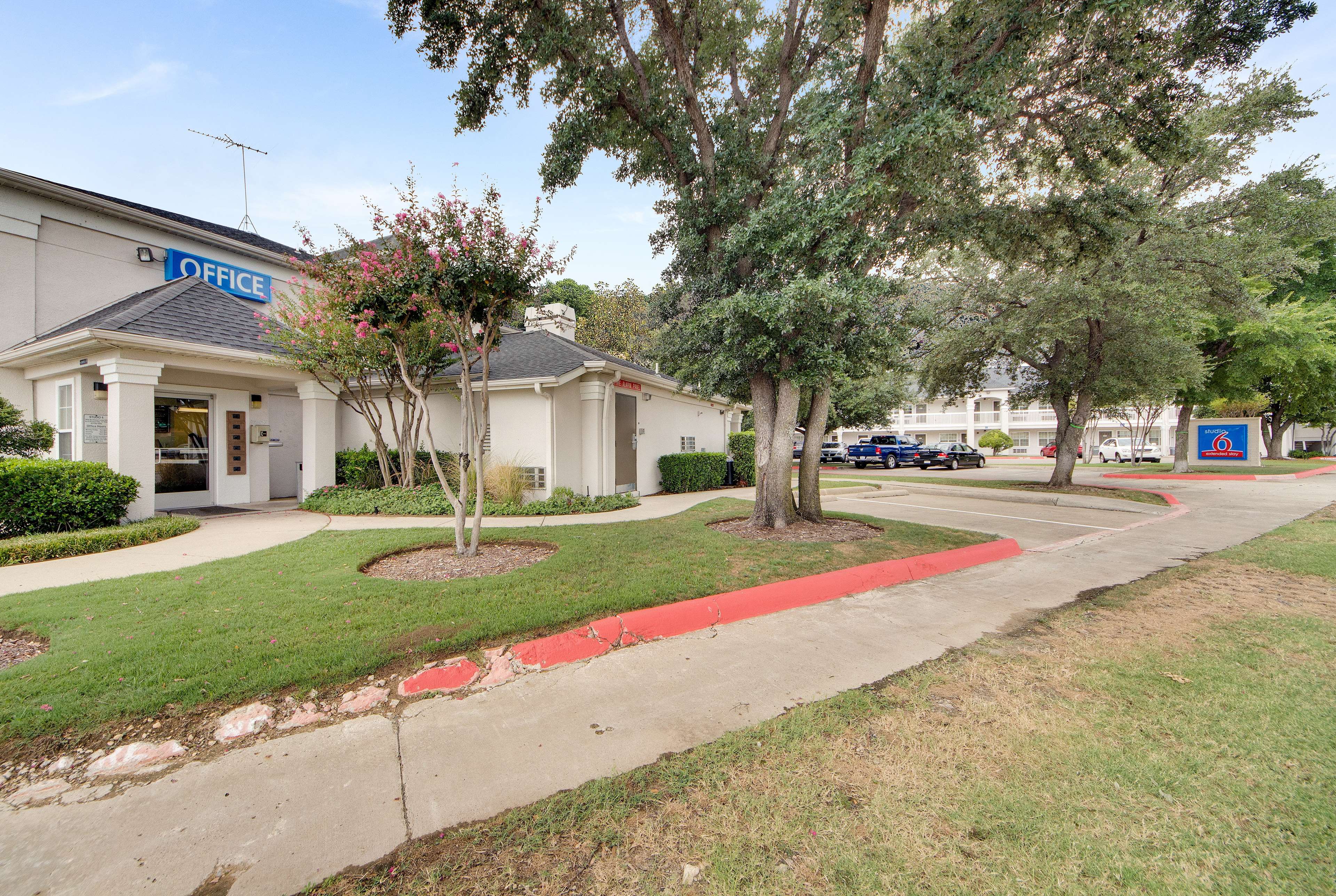 Studio 6 Ft. Worth - North Richland Hills