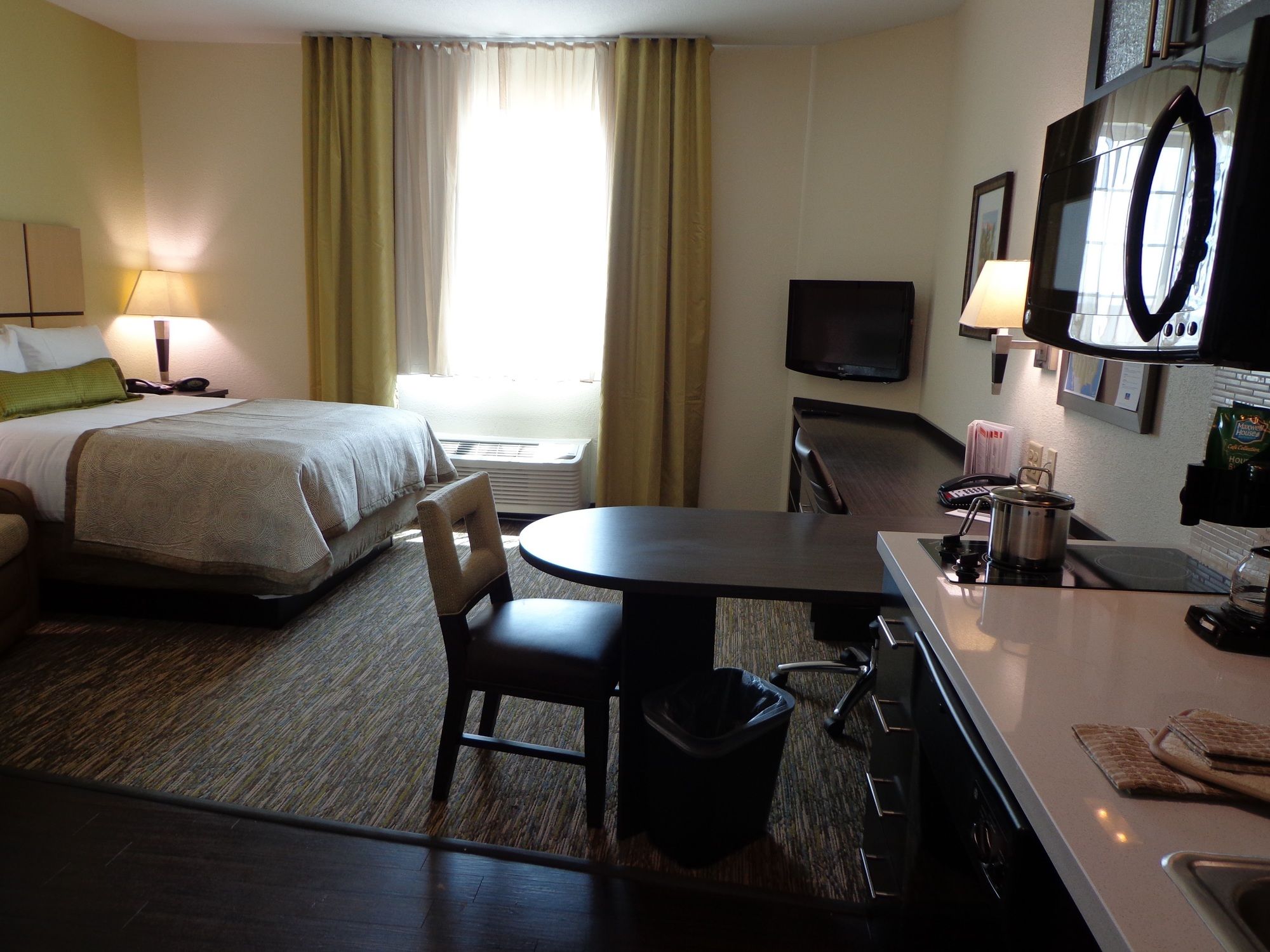 Candlewood Suites Odessa
