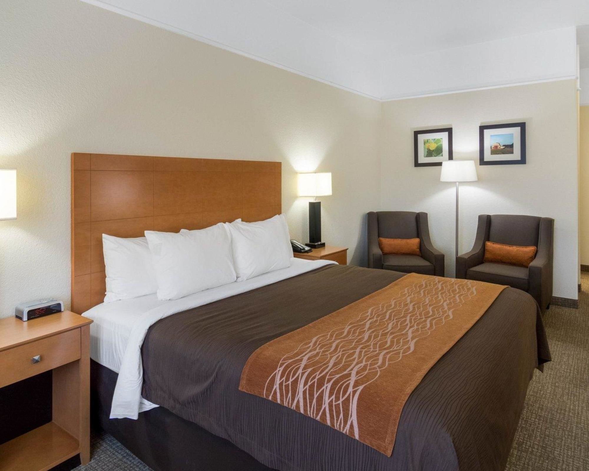 Comfort Inn & Suites