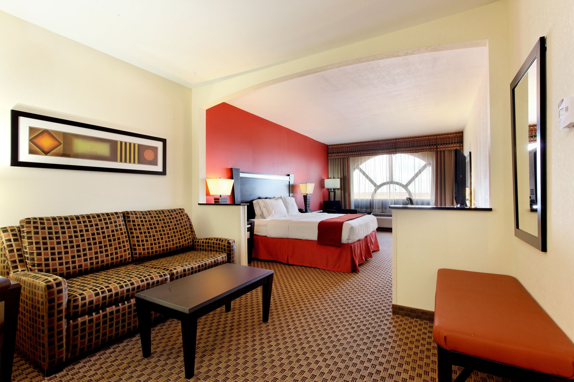 Holiday Inn Express & Suites Odessa