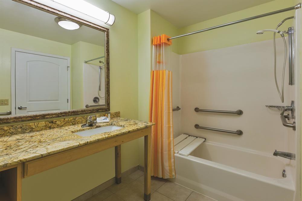 La Quinta Inn & Suites by Wyndham Odessa North