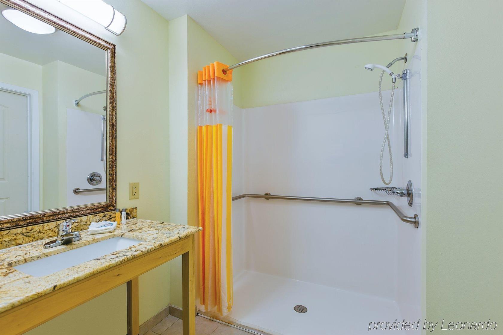 La Quinta Inn & Suites by Wyndham Odessa North