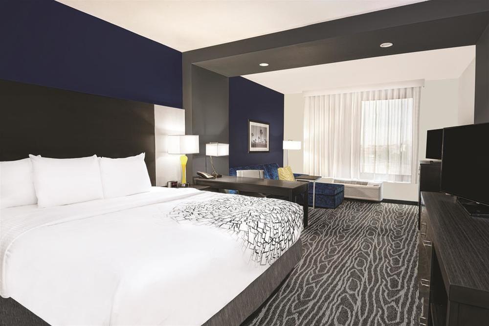 La Quinta Inn & Suites by Wyndham Odessa North