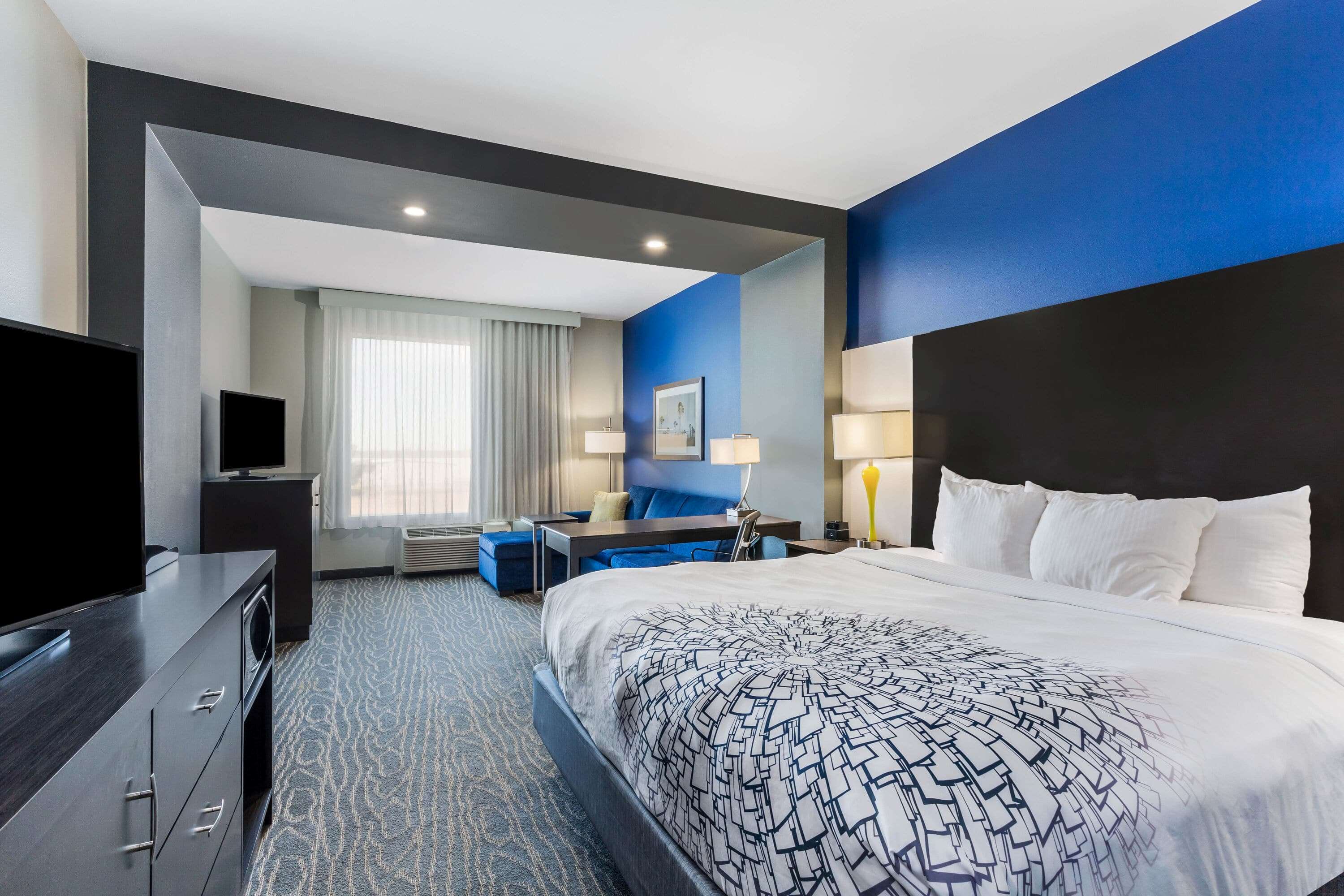 La Quinta Inn & Suites Odessa North - Sienna Tower