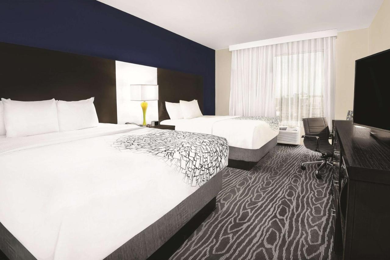 La Quinta Inn & Suites Odessa North - Sienna Tower