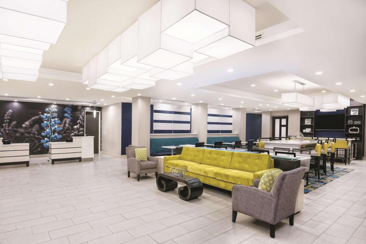 La Quinta Inn & Suites Odessa North - Sienna Tower