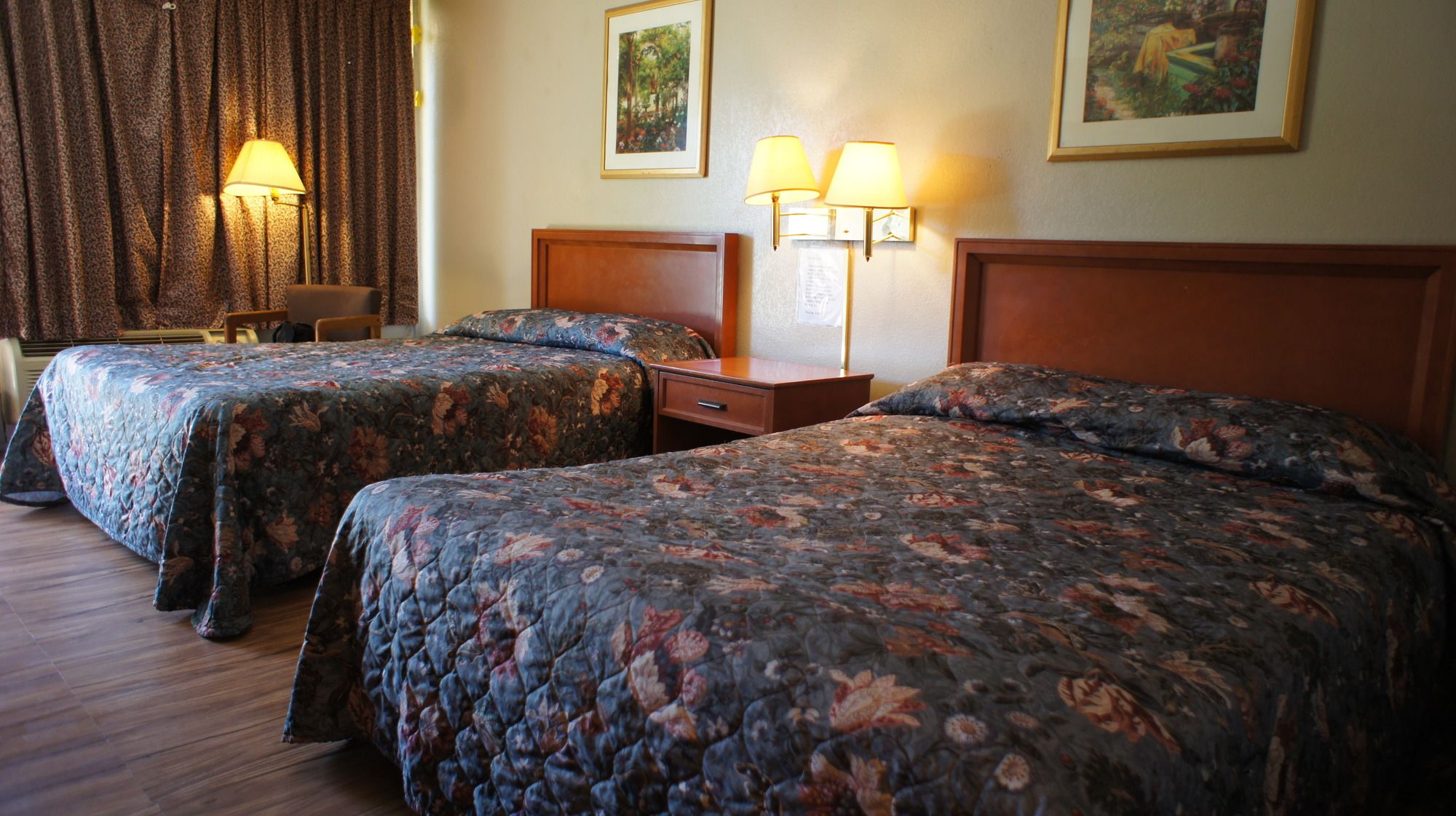 Executive Inn & Suites
