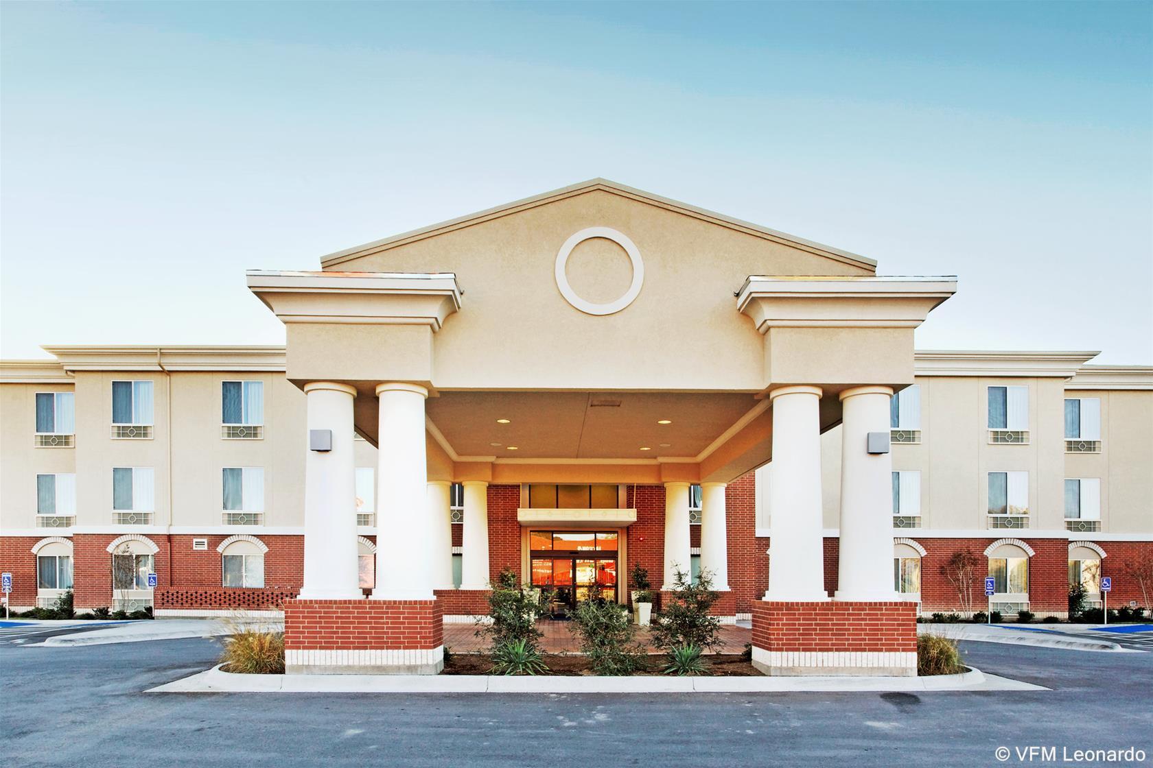 Holiday Inn Express Hotel & Suites Ozona
