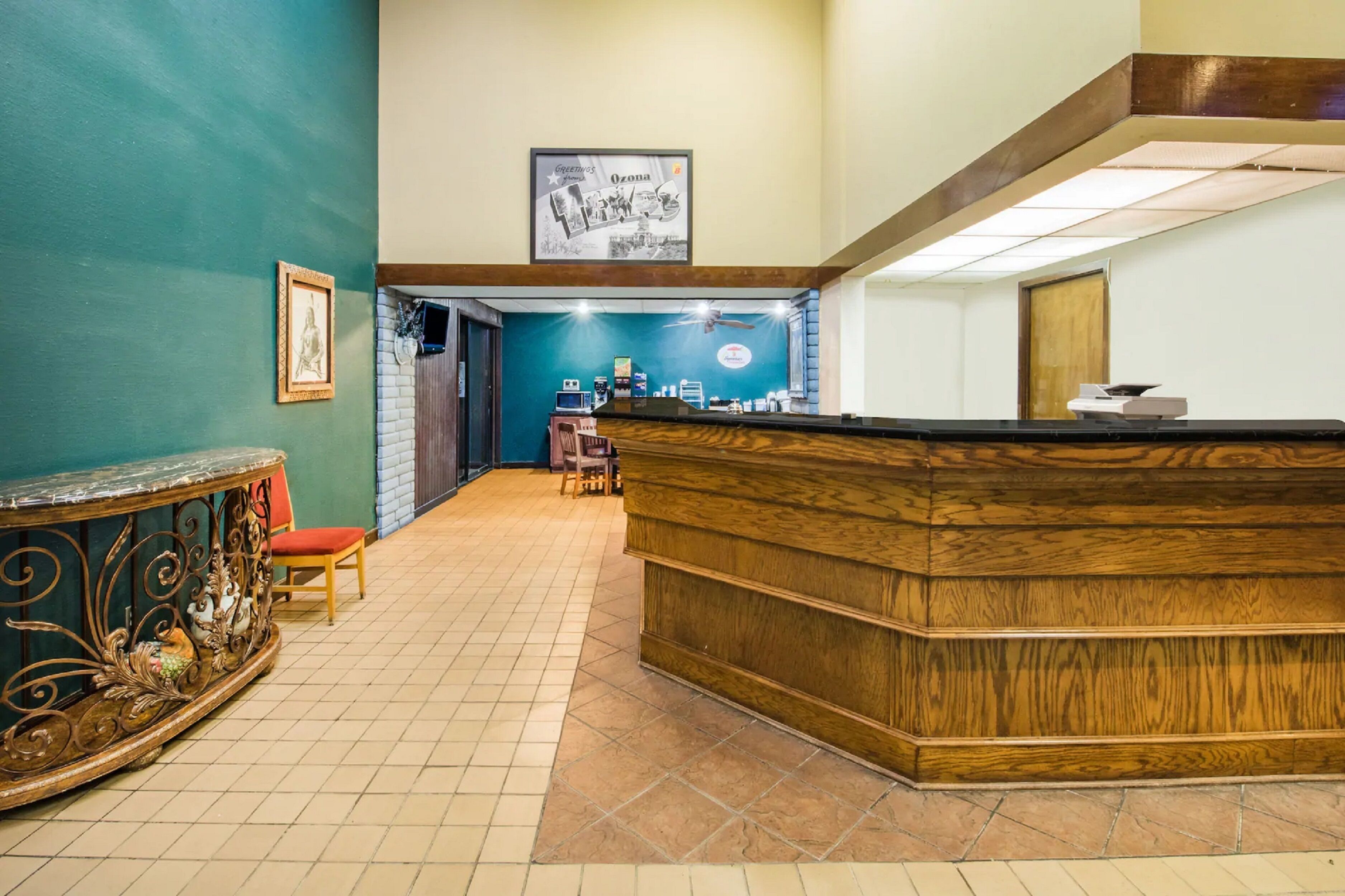 Super 8 by Wyndham Ozona