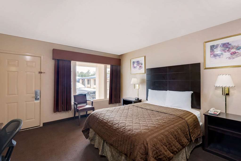 Travelodge by Wyndham Ozona