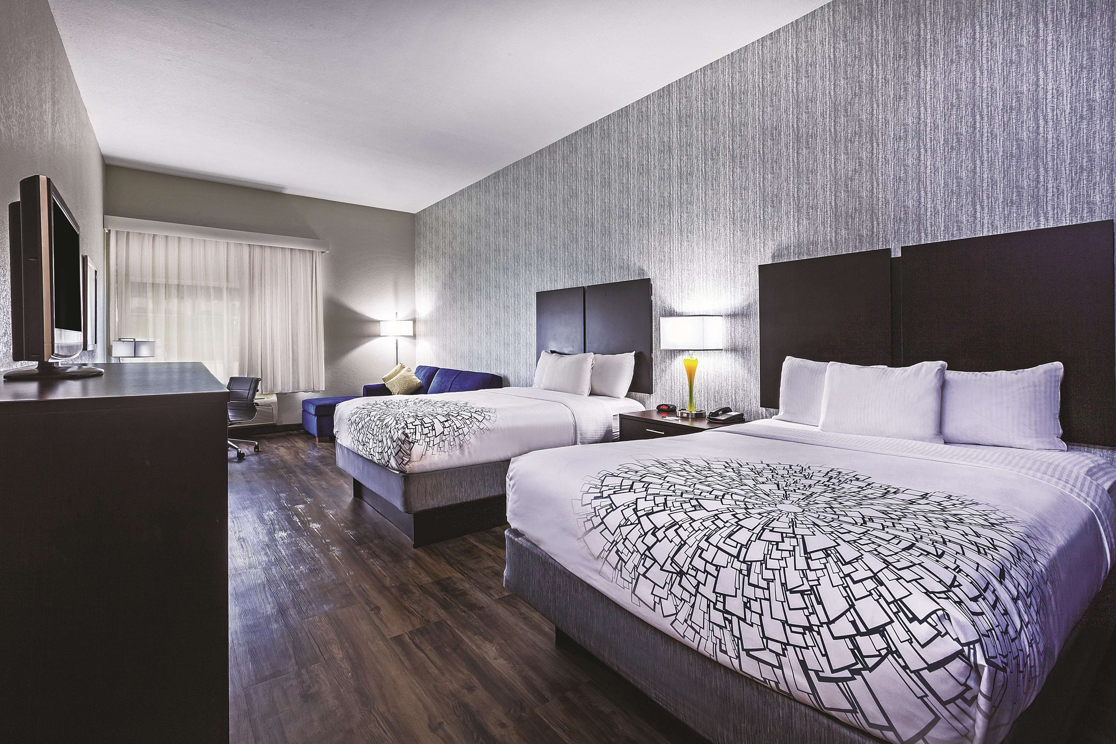 La Quinta Inn & Suites by Wyndham Palestine