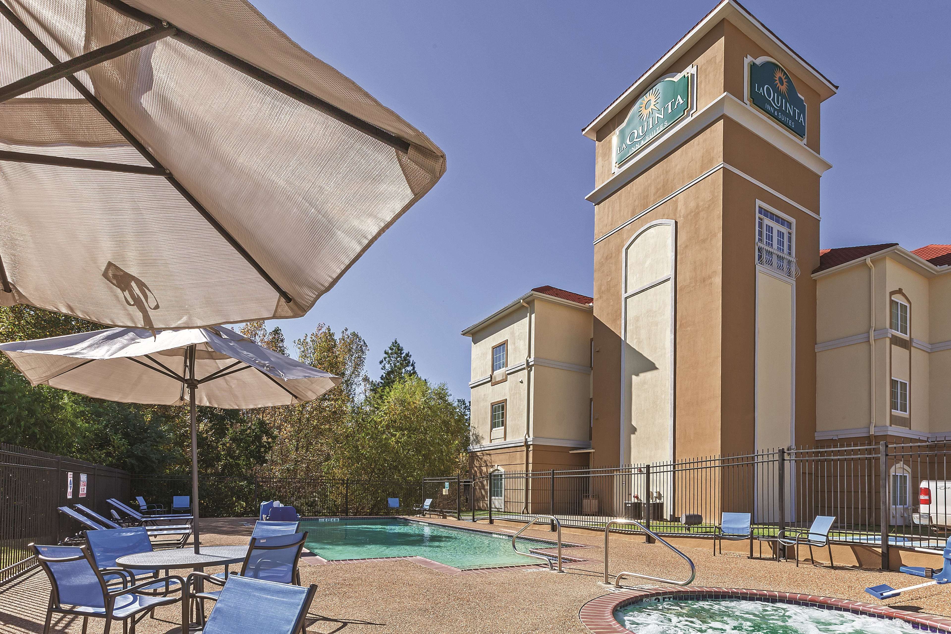 La Quinta Inn & Suites by Wyndham Palestine