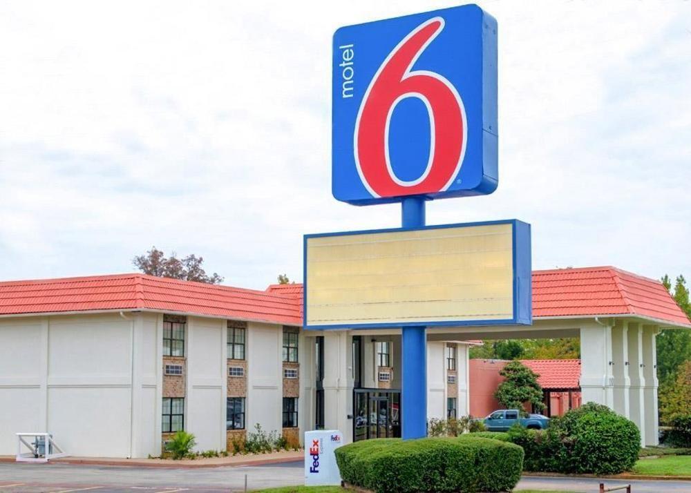 Motel 6 Palestine Tx