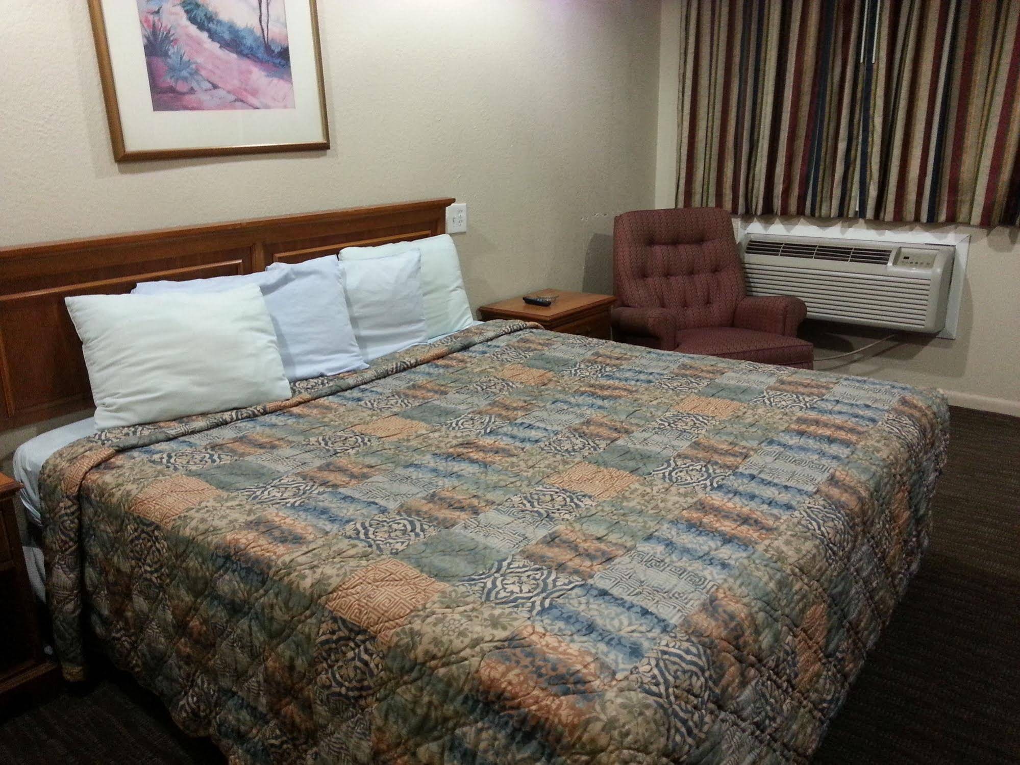 Kings Inn Motel Paris