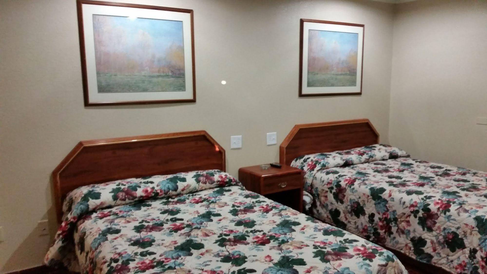 Kings Inn Motel Paris