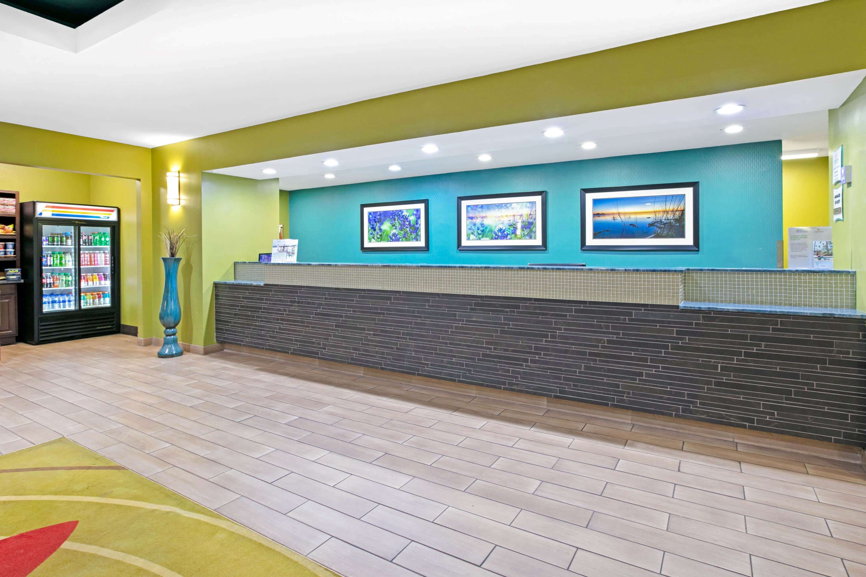 La Quinta Inn & Suites by Wyndham Paris