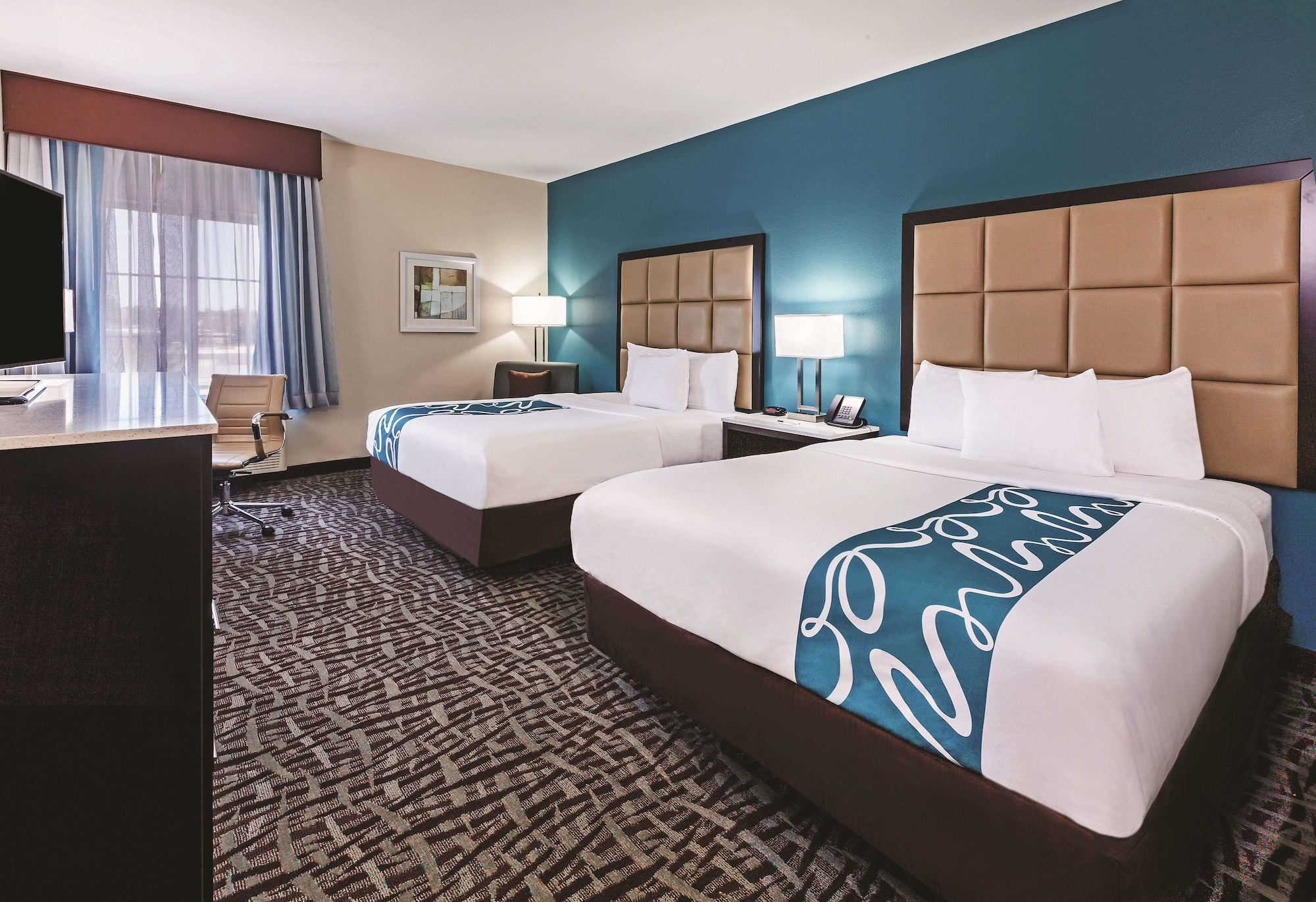 La Quinta Inn & Suites by Wyndham Paris