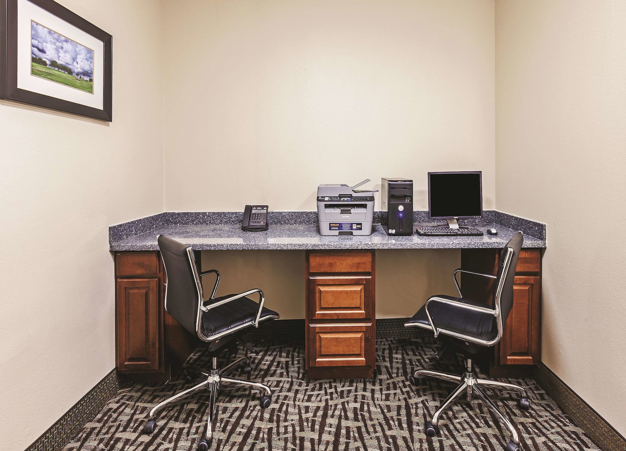 La Quinta Inn & Suites by Wyndham Paris