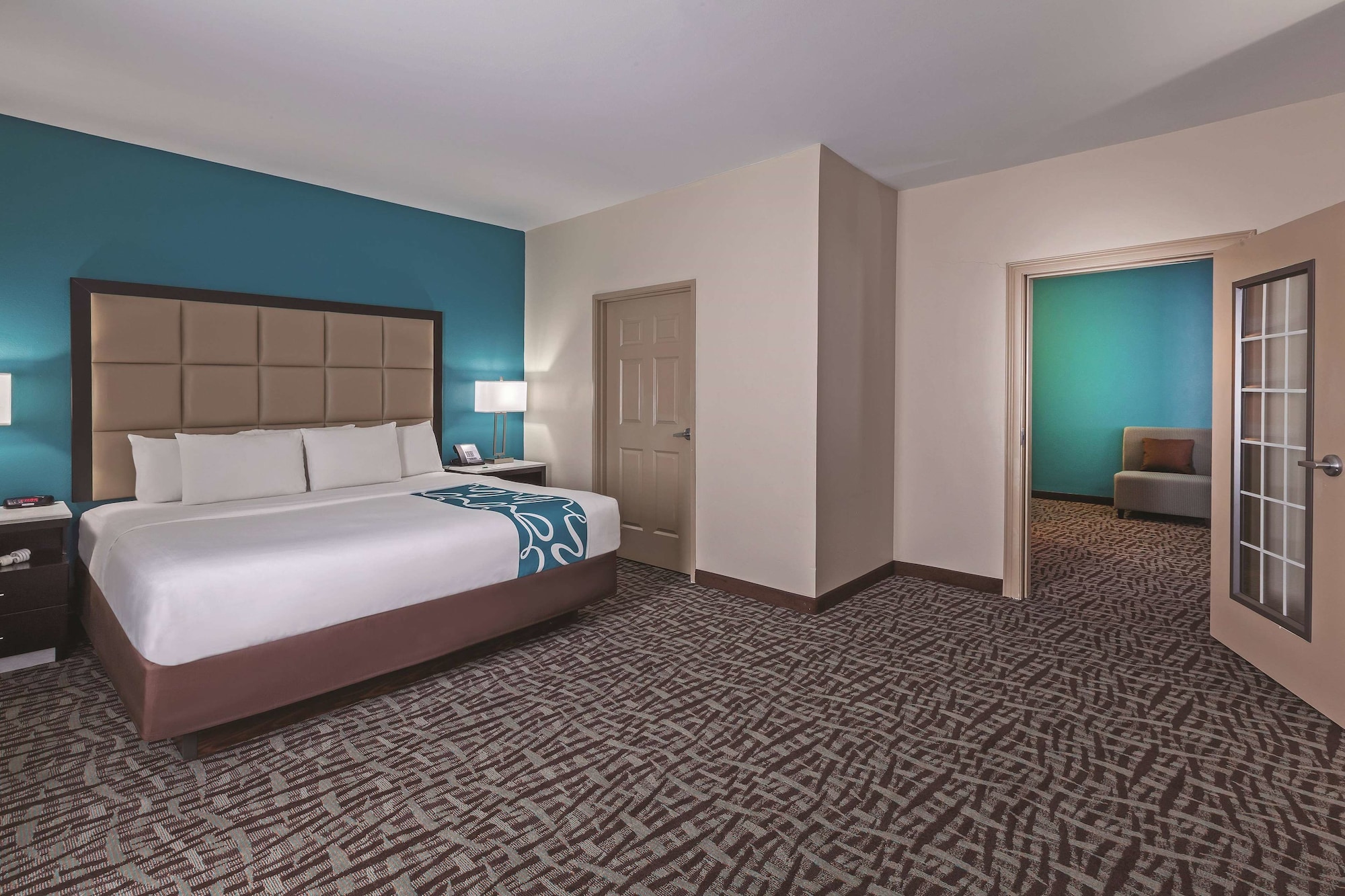 La Quinta Inn & Suites by Wyndham Paris