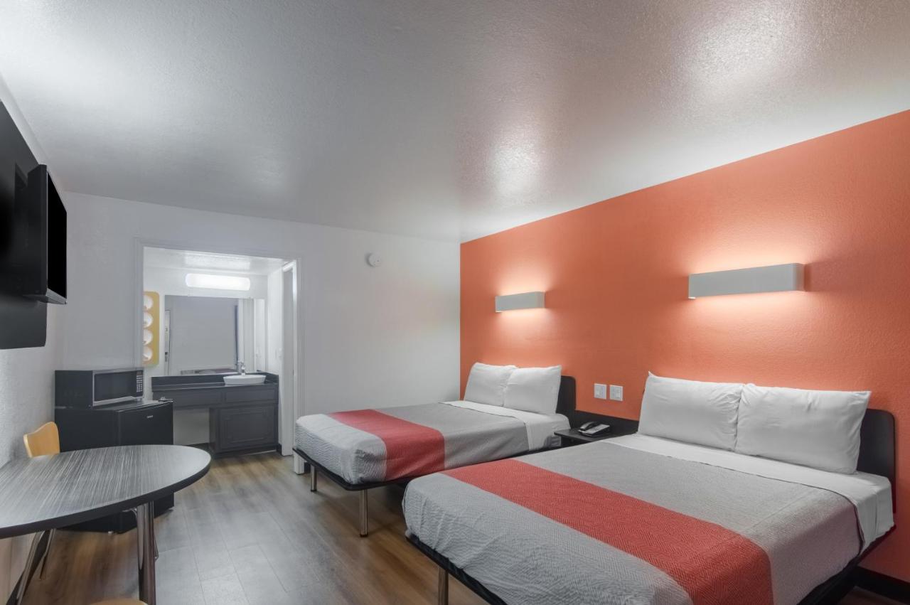 Motel 6 Paris Tx