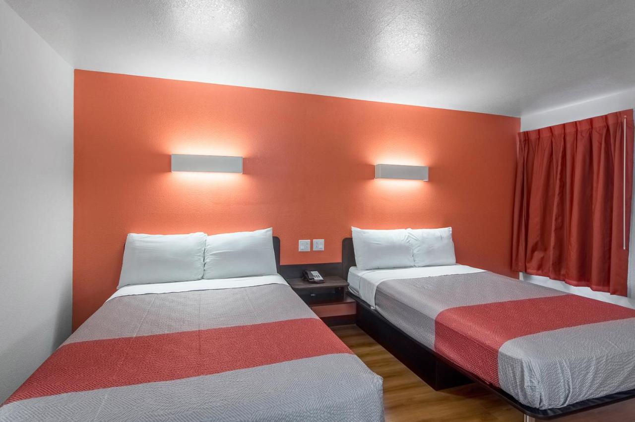 Motel 6 Paris Tx