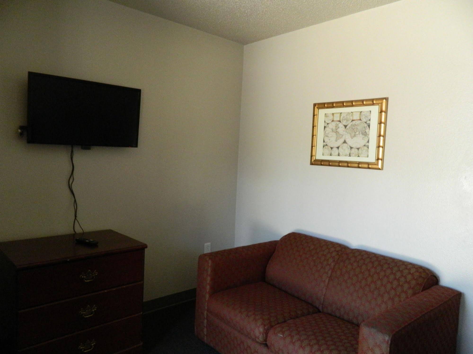 Paris Extended Stay Suites