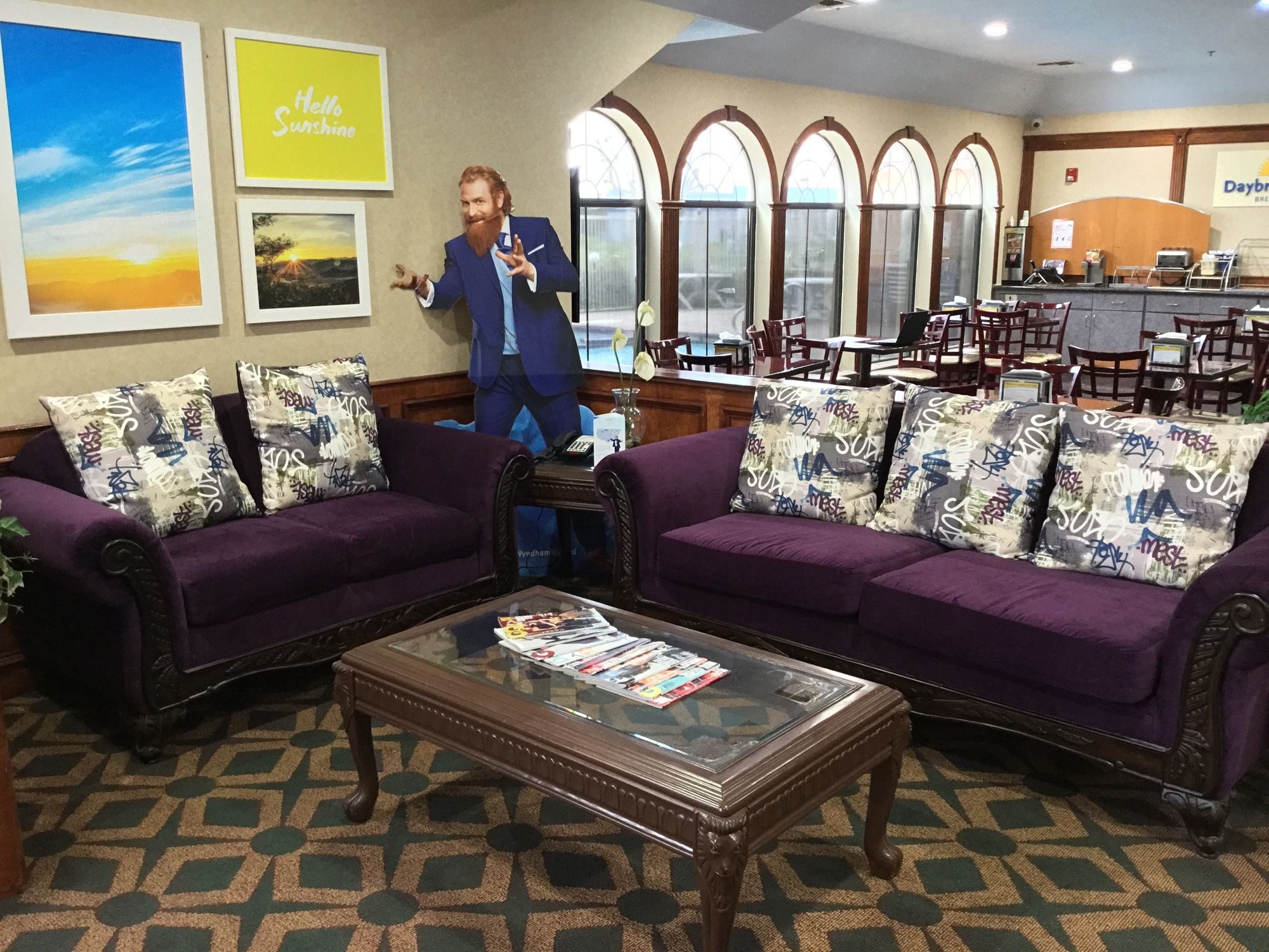 Days Inn & Suites by Wyndham Pasadena