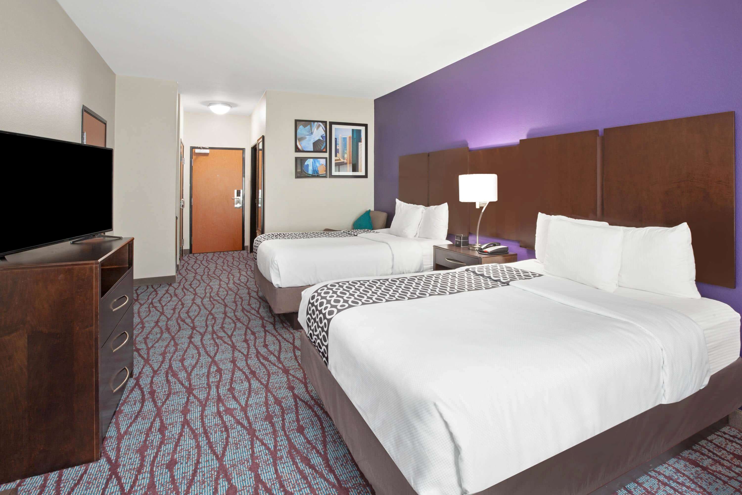 La Quinta Inn & Suites by Wyndham Pasadena North