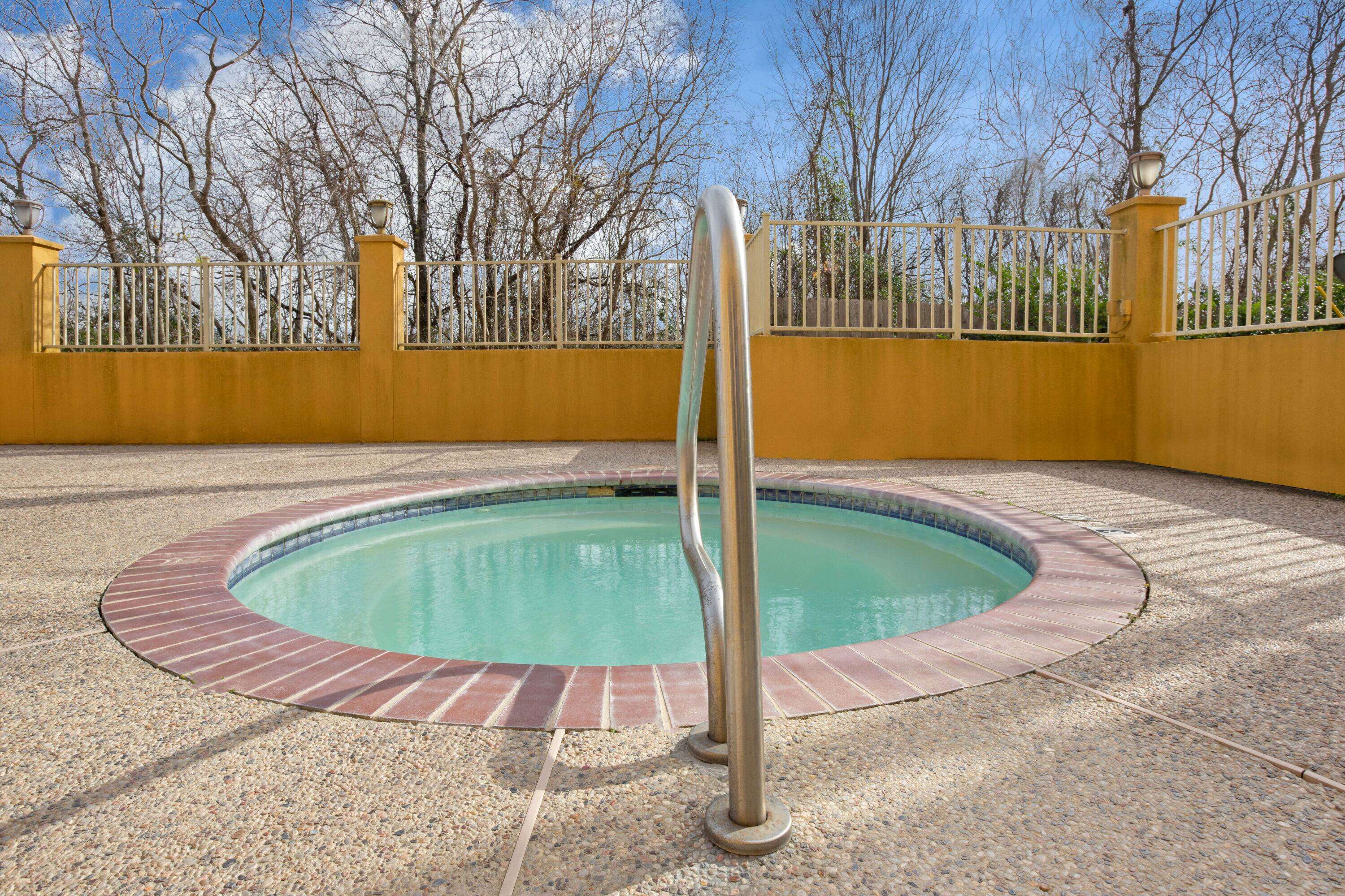 La Quinta Inn & Suites by Wyndham Pearland - Houston South