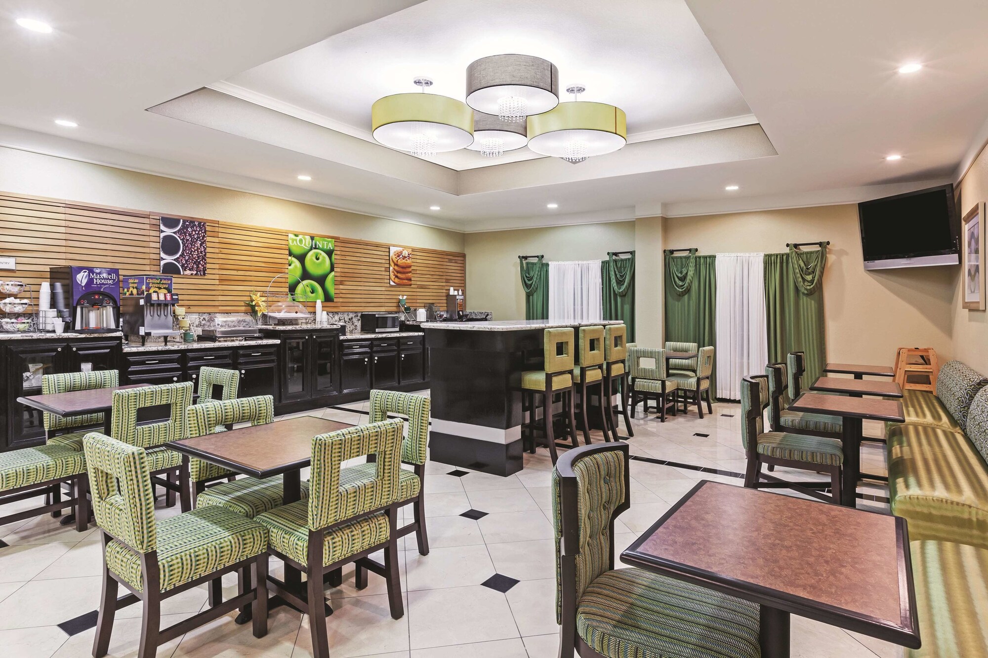 La Quinta Inn & Suites by Wyndham Pearland - Houston South