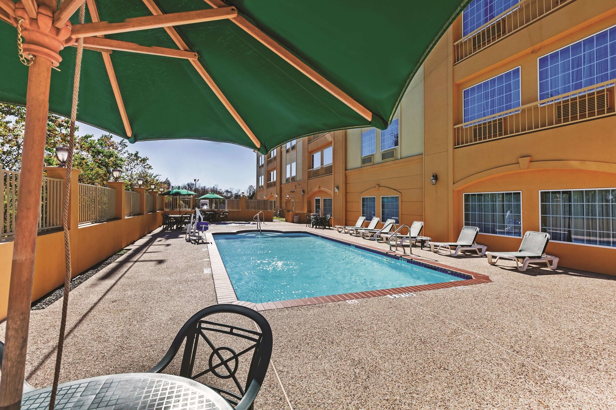 La Quinta Inn & Suites by Wyndham Pearland - Houston South