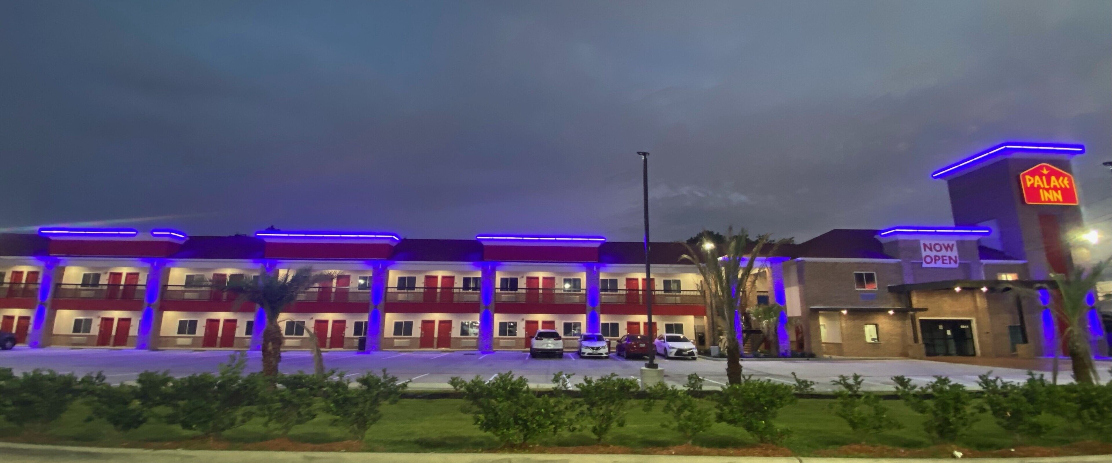 Palace Inn Arcola