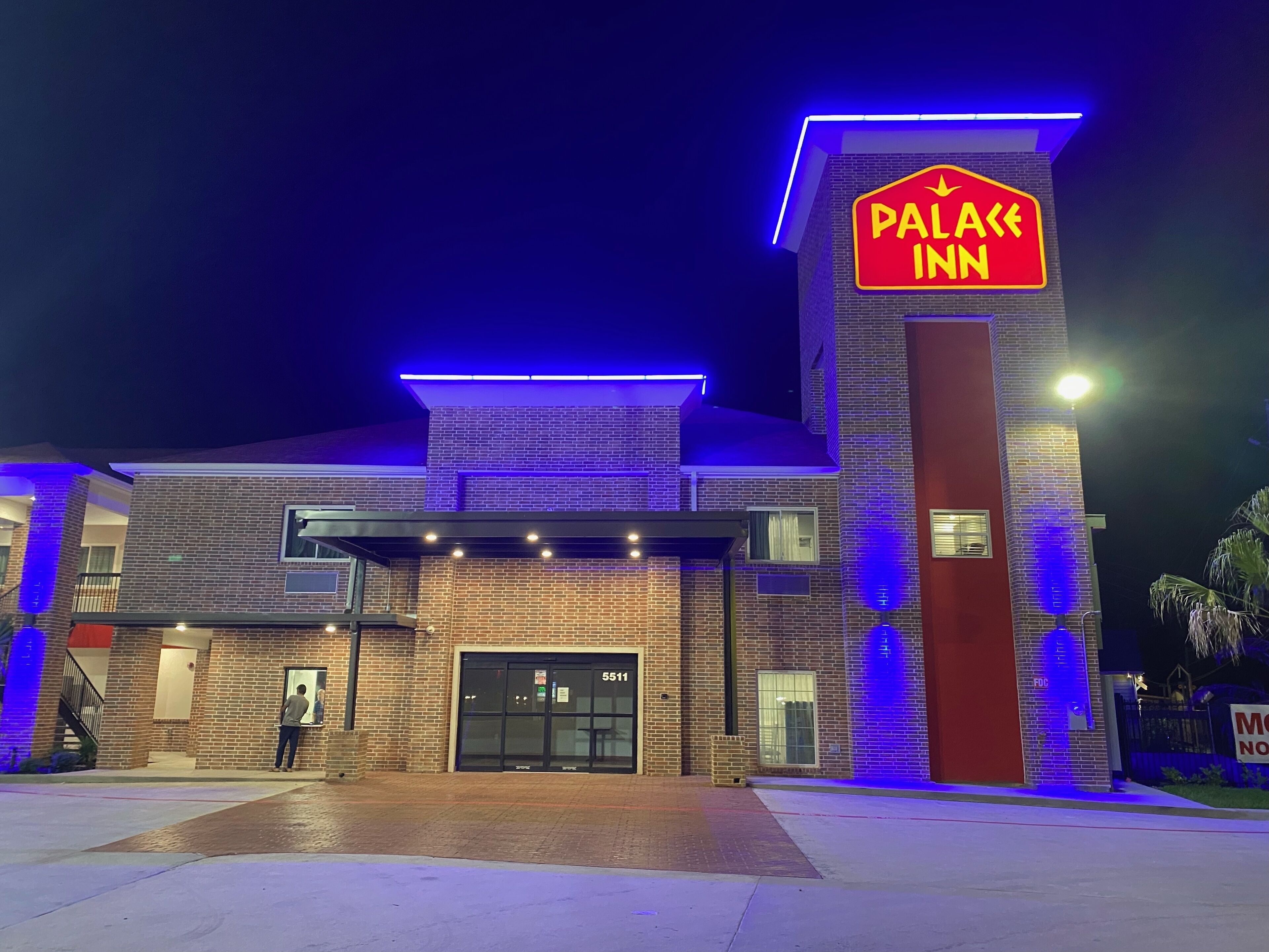 Palace Inn Arcola