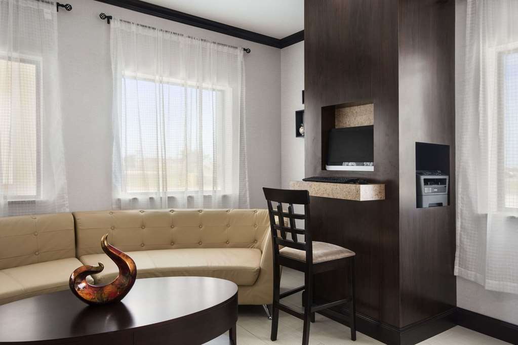 Horizon Inn & Suites - Pearsall